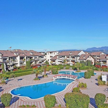 Apartamento I Ciliegi 1-09 Con Piscina By Wonderful Italy Desenzano del Garda Exterior foto