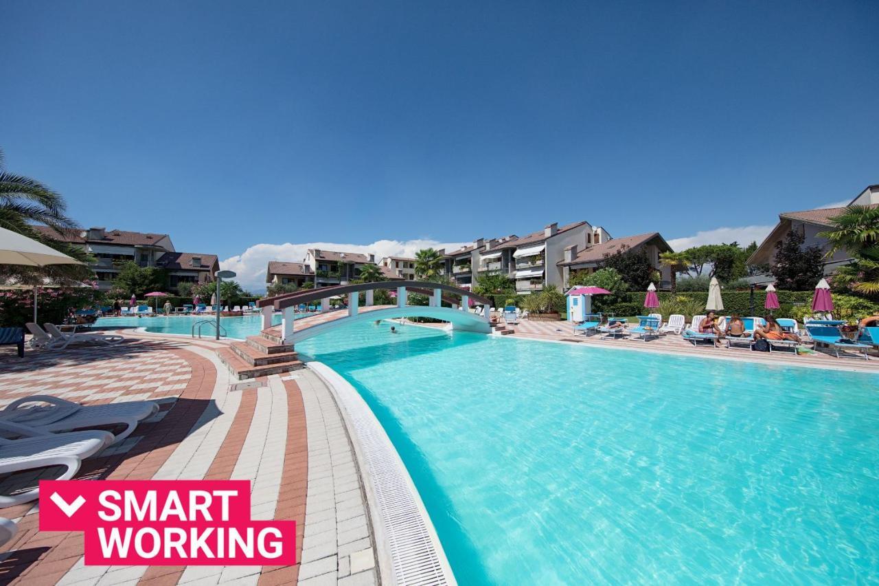 Apartamento I Ciliegi 1-09 Con Piscina By Wonderful Italy Desenzano del Garda Exterior foto