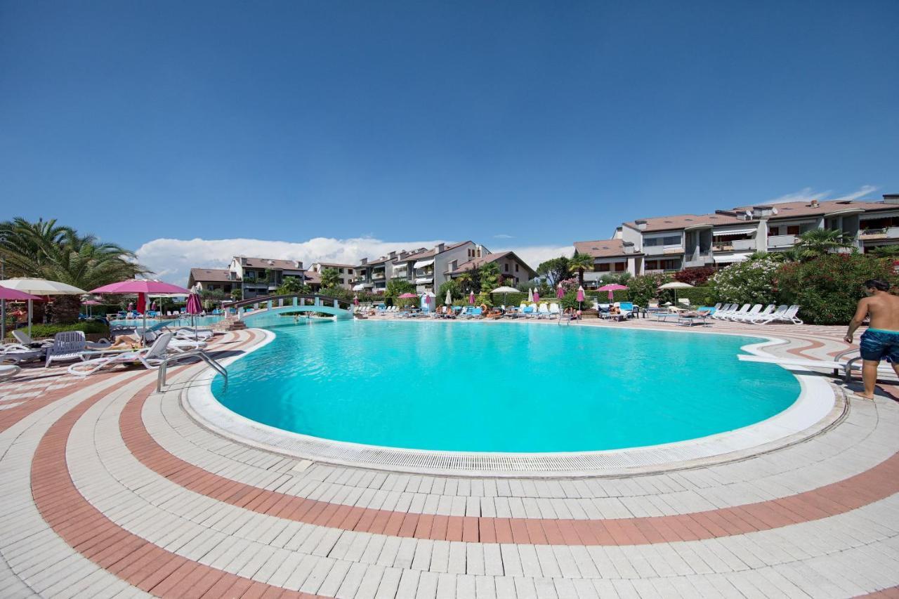 Apartamento I Ciliegi 1-09 Con Piscina By Wonderful Italy Desenzano del Garda Exterior foto
