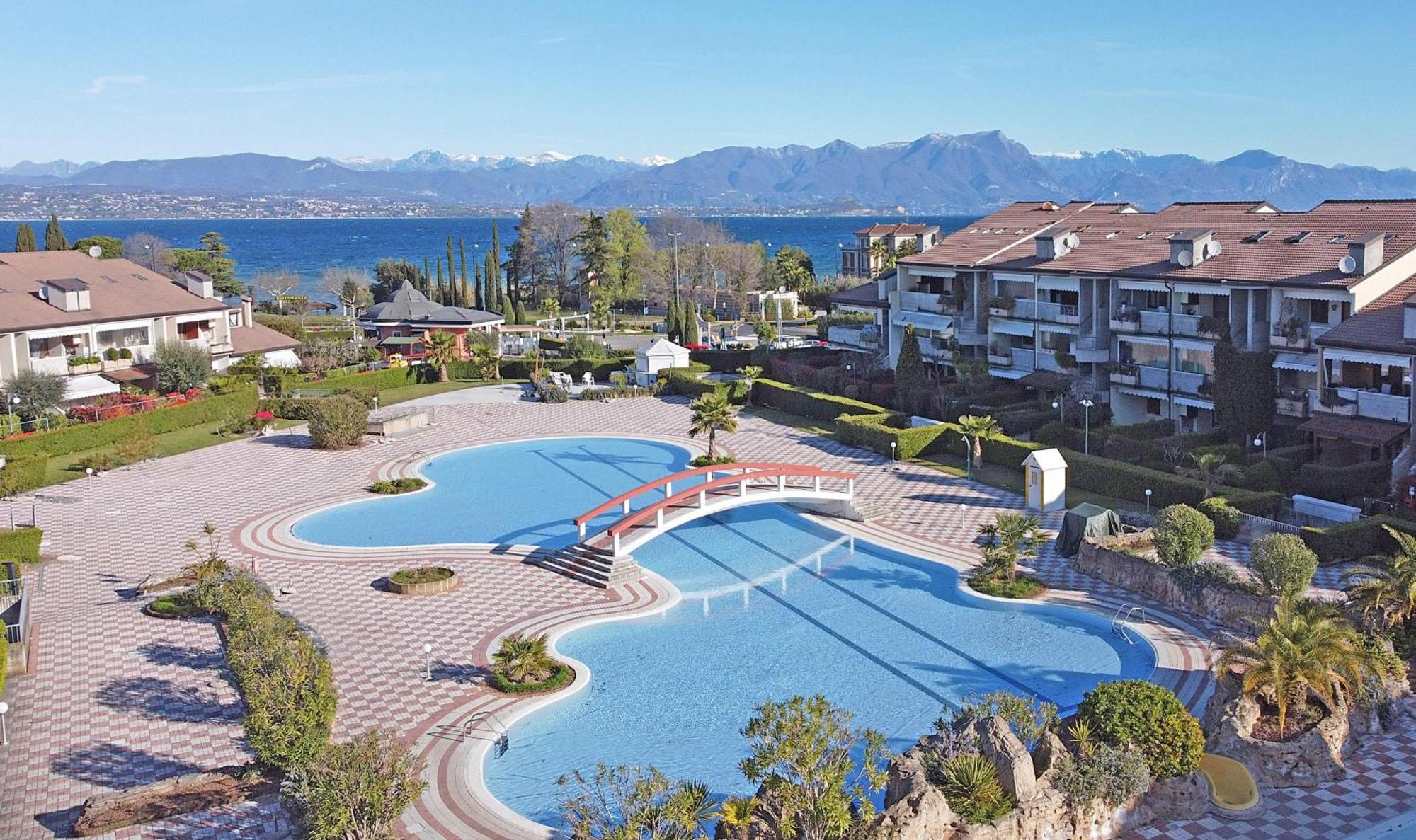 Apartamento I Ciliegi 1-09 Con Piscina By Wonderful Italy Desenzano del Garda Exterior foto